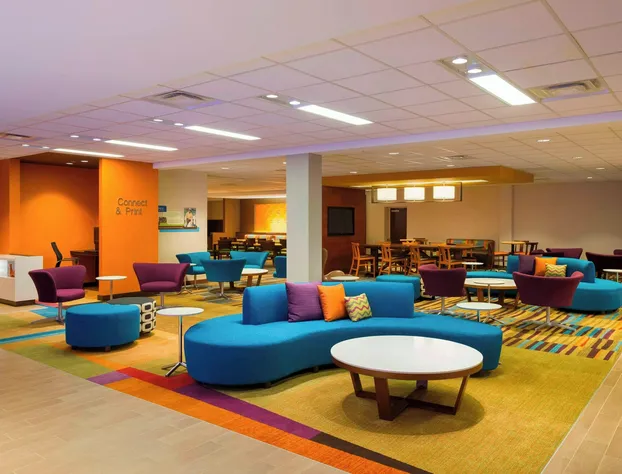 Fairfield Inn & Suites by Marriott Paramus hotel detail image 2