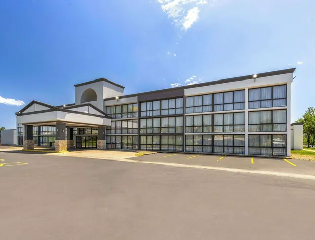 Wingate by Wyndham Kansas City hotel detail image 3