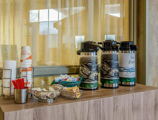 Quality Hotel Conference Center Cincinnati Blue Ash hotel detail image 4