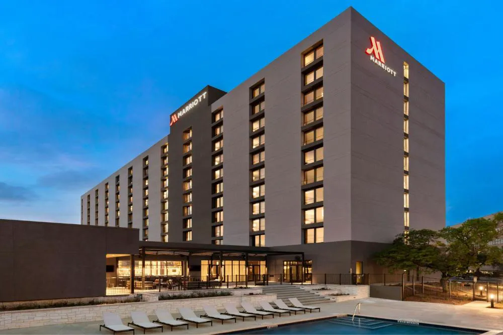 Marriott San Antonio Airport hotel hero