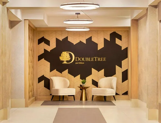 DoubleTree by Hilton Pointe Claire Montreal Airport West hotel detail image 2