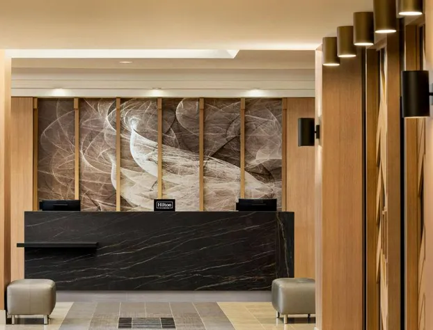 DoubleTree by Hilton Pointe Claire Montreal Airport West hotel detail image 4
