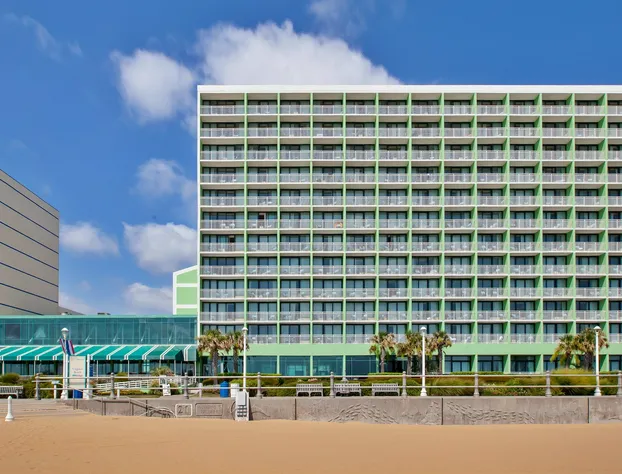 Holiday Inn Va Beach-Oceanside (21st St) by IHG hotel detail image 1