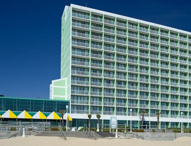Holiday Inn Va Beach-Oceanside (21st St) by IHG hotel detail image 2