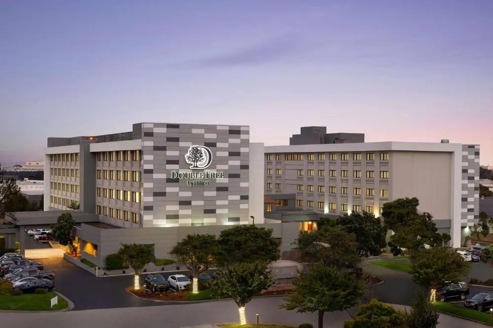 DoubleTree by Hilton San Francisco South Airport Blvd hotel hero