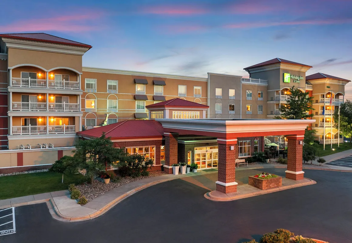 Holiday Inn Hotel & Suites Maple Grove Nw Mpls-Arbor Lks by IHG hotel hero
