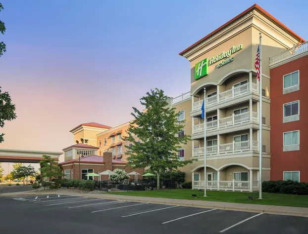 Holiday Inn Hotel & Suites Maple Grove Nw Mpls-Arbor Lks by IHG hotel detail image 3