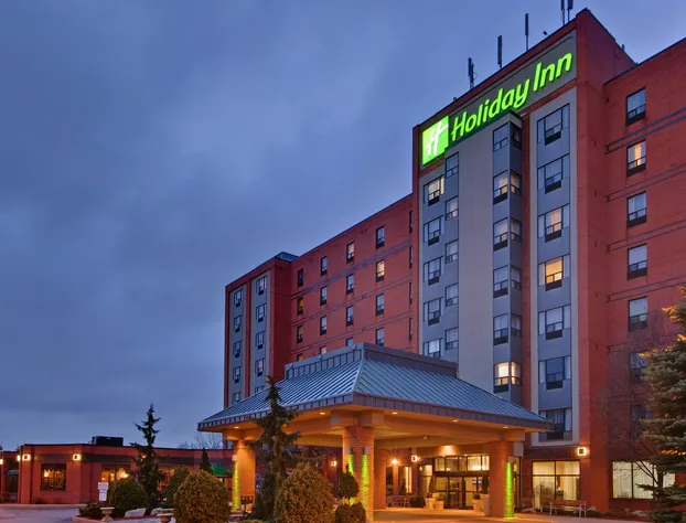 Holiday Inn & Suites Windsor Ambassador Bridge by IHG hotel detail image 2