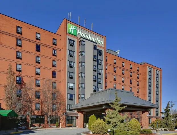 Holiday Inn & Suites Windsor Ambassador Bridge by IHG hotel detail image 2