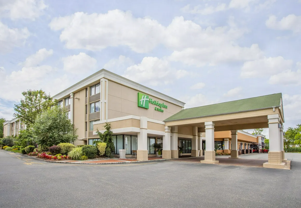 Holiday Inn & Suites Parsippany Fairfield by IHG hotel hero