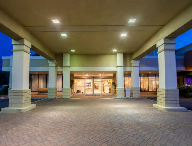 Holiday Inn & Suites Parsippany Fairfield by IHG hotel detail image 3