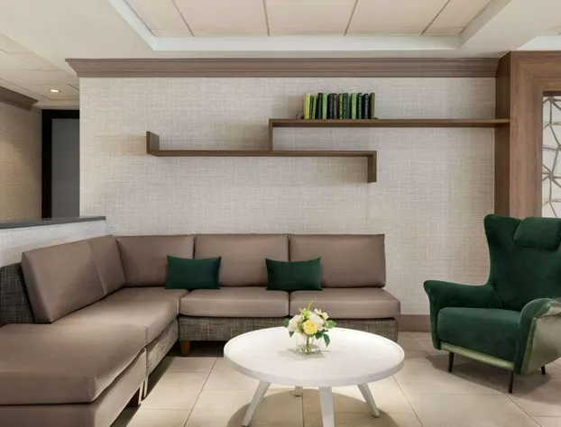 Garner Hotel Totowa by IHG hotel detail image 4