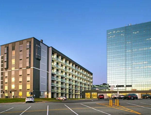 DoubleTree By Hilton Halifax Dartmouth hotel detail image 1