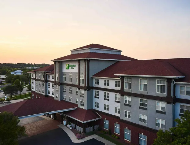 Holiday Inn Hotel & Suites Madison West - Middleton by IHG hotel detail image 3