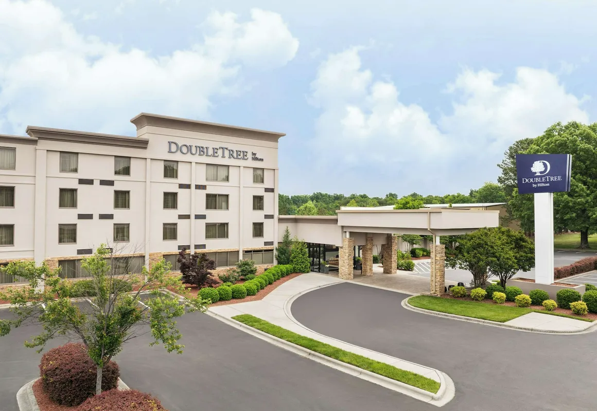 DoubleTree by Hilton Greensboro Airport hotel hero