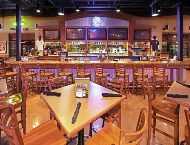 Wyndham Grand Executive Center Little Rock Airport hotel detail image 4