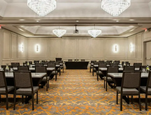 Holiday Inn Winnipeg South by IHG hotel detail image 4