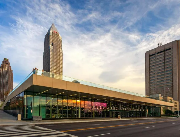 Ramada by Wyndham Cleveland Independence hotel detail image 3