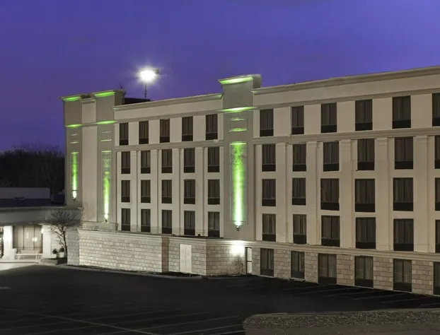 Holiday Inn Cleveland-S Independence by IHG hotel detail image 2