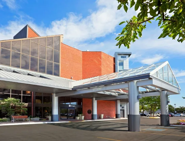 Holiday Inn Oakville Centre by IHG hotel detail image 3