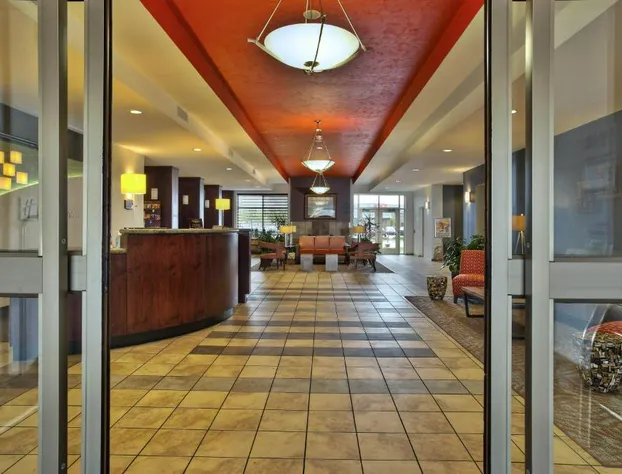 Holiday Inn & Suites Green Bay Stadium by IHG hotel detail image 4