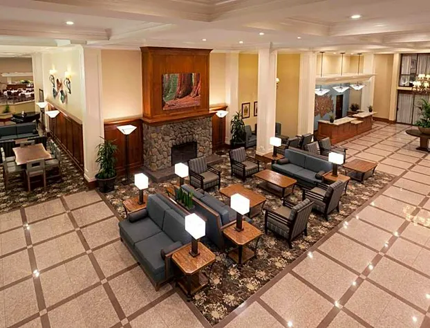 Wyndham Visalia hotel detail image 2