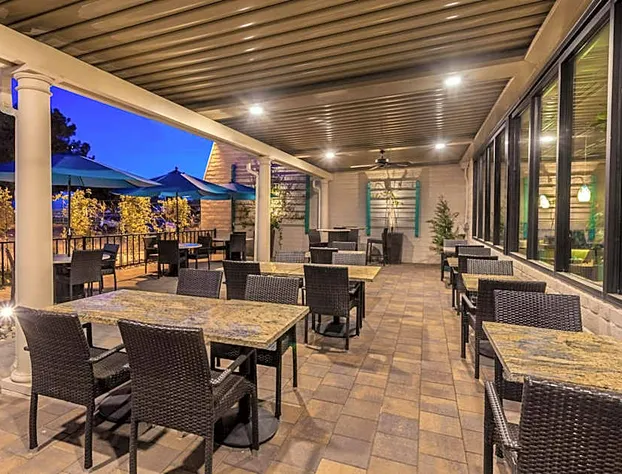 Wyndham Visalia hotel detail image 3