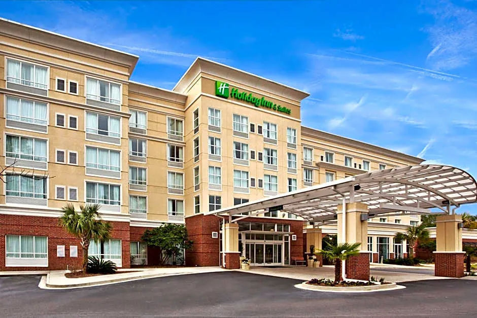 DoubleTree by Hilton Brunswick hotel hero
