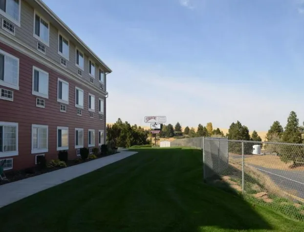 Coast Hilltop Inn hotel detail image 4