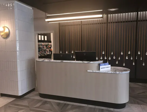 Delta Hotels by Marriott Muskegon Convention Center hotel detail image 3