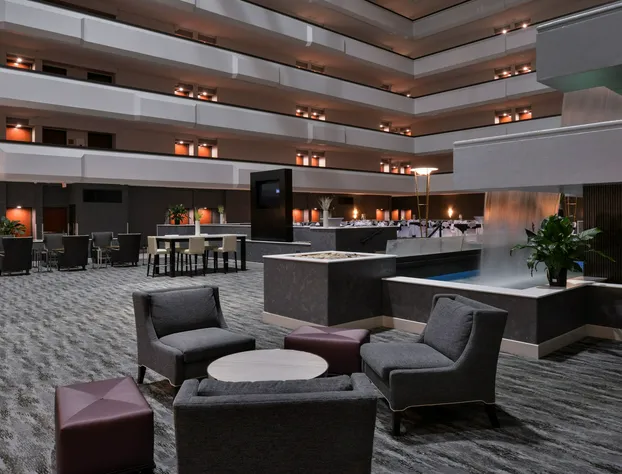 Holiday Inn Hotel & Suites Beaumont Plaza (I-10 & Walden) by IHG hotel detail image 4