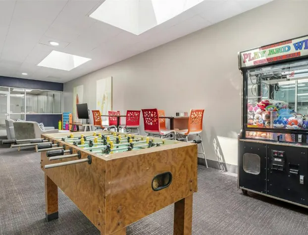 Best Western Fairmont hotel detail image 1