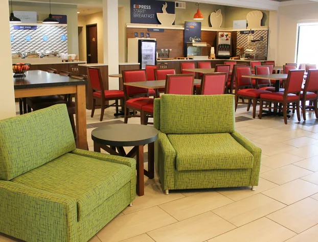 Holiday Inn Express Osage Beach - Lake Of The Ozarks by IHG hotel detail image 1