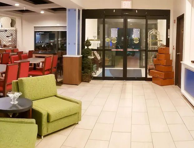 Holiday Inn Express Osage Beach - Lake Of The Ozarks by IHG hotel detail image 3