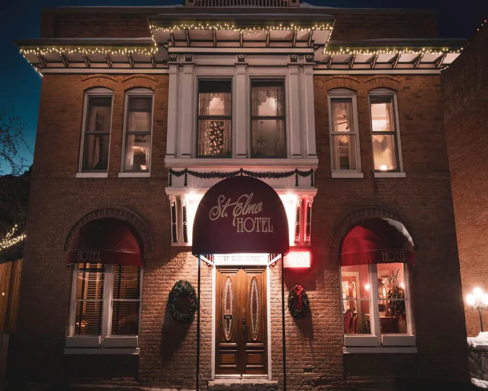 St. Elmo Hotel hotel hero