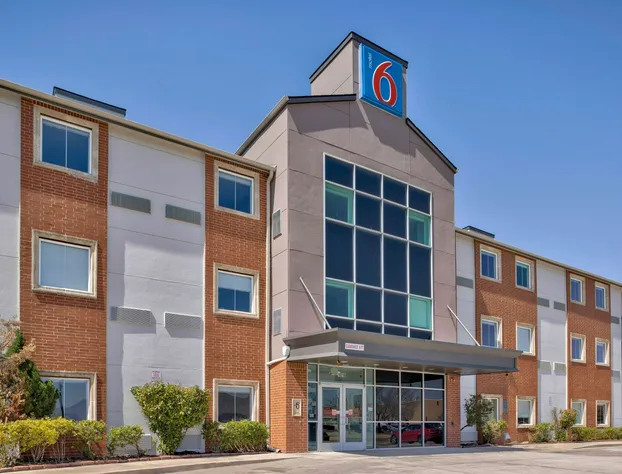 Motel 6 Norman, OK hotel detail image 1