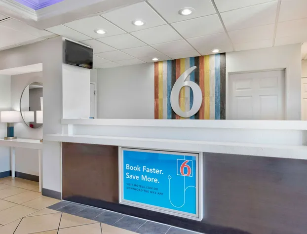 Motel 6 Norman, OK hotel detail image 2