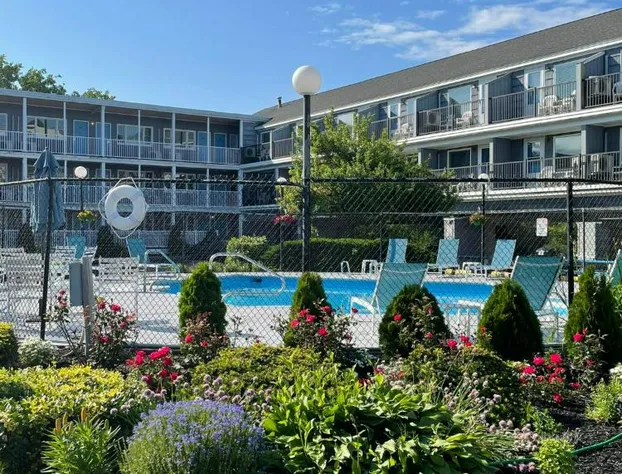 Grand Beach Inn hotel detail image 1