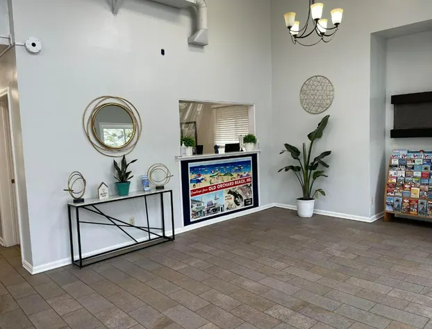 Grand Beach Inn hotel detail image 3