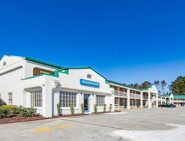 Motel 6 Walterboro, SC hotel detail image 3