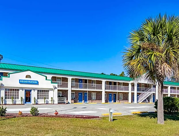 Motel 6 Walterboro, SC hotel detail image 2