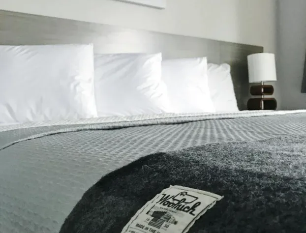 Airport Inn hotel detail image 4