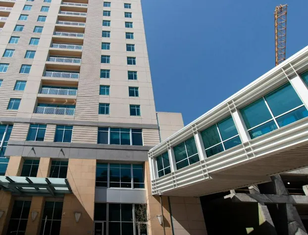 Broadway Plaza, Trademark Collection by Wyndham hotel detail image 1