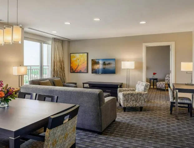 Broadway Plaza, Trademark Collection by Wyndham hotel detail image 4