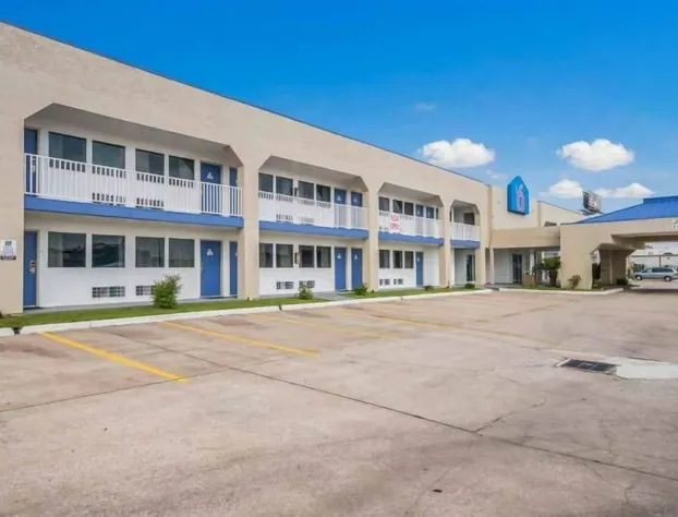 Motel 6 Houston, TX – FM 1960 - Bammel hotel detail image 1