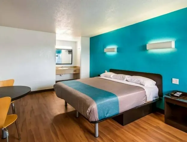 Motel 6 Houston, TX – FM 1960 - Bammel hotel detail image 4