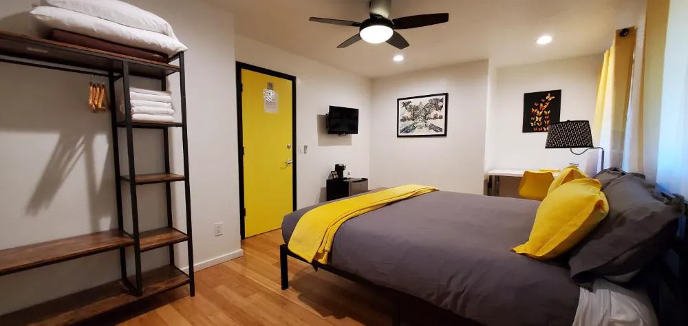 The Mammoth Inn hotel detail image 1