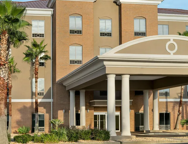 Holiday Inn Express Hotel & Suites Waycross by IHG hotel detail image 1