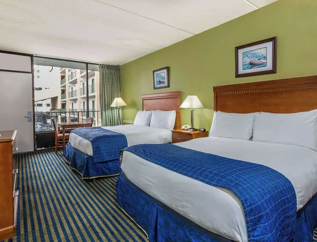 Days Inn by Wyndham Virginia Beach At The Beach hotel detail image 3
