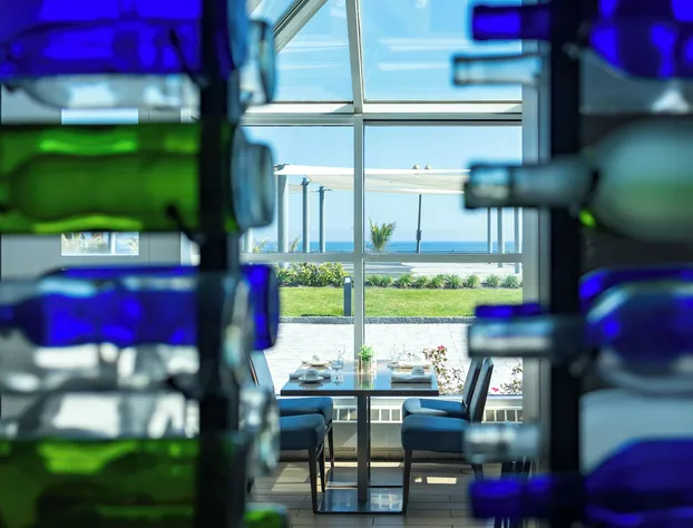 Ocean Place Resort And Spa hotel detail image 2